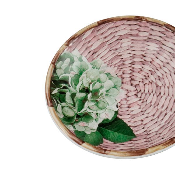 Xícara com pires de porcelana floral rosa com alça dourada. Um conjunto encantador e sofisticado para compor sua mesa posta.