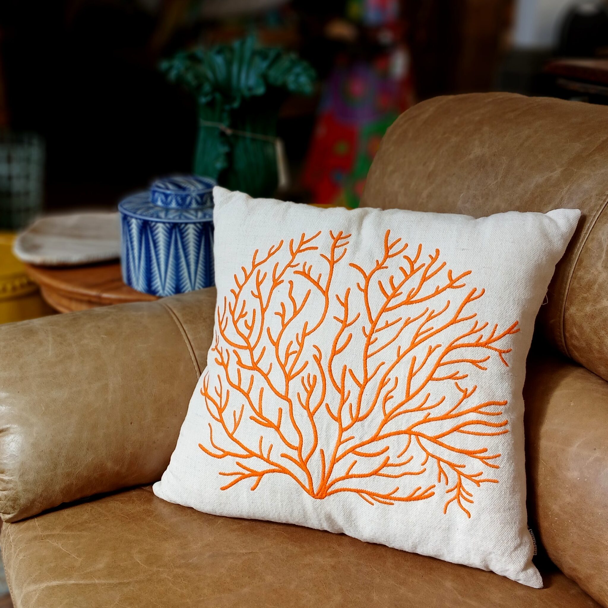 Almofada Decorativa Desenho Laranja - Imagem 2